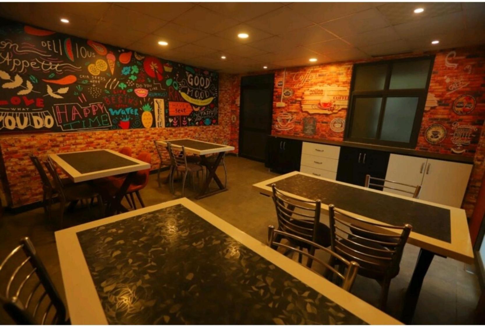 The Almora Residency - Complimentary Airport Trasnfer Hotel New Delhi Exterior photo